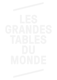 In blassem weißem Text steht: LES GRANDES TABLES DU MONDE, Söl’ring Hof, Sylt.
