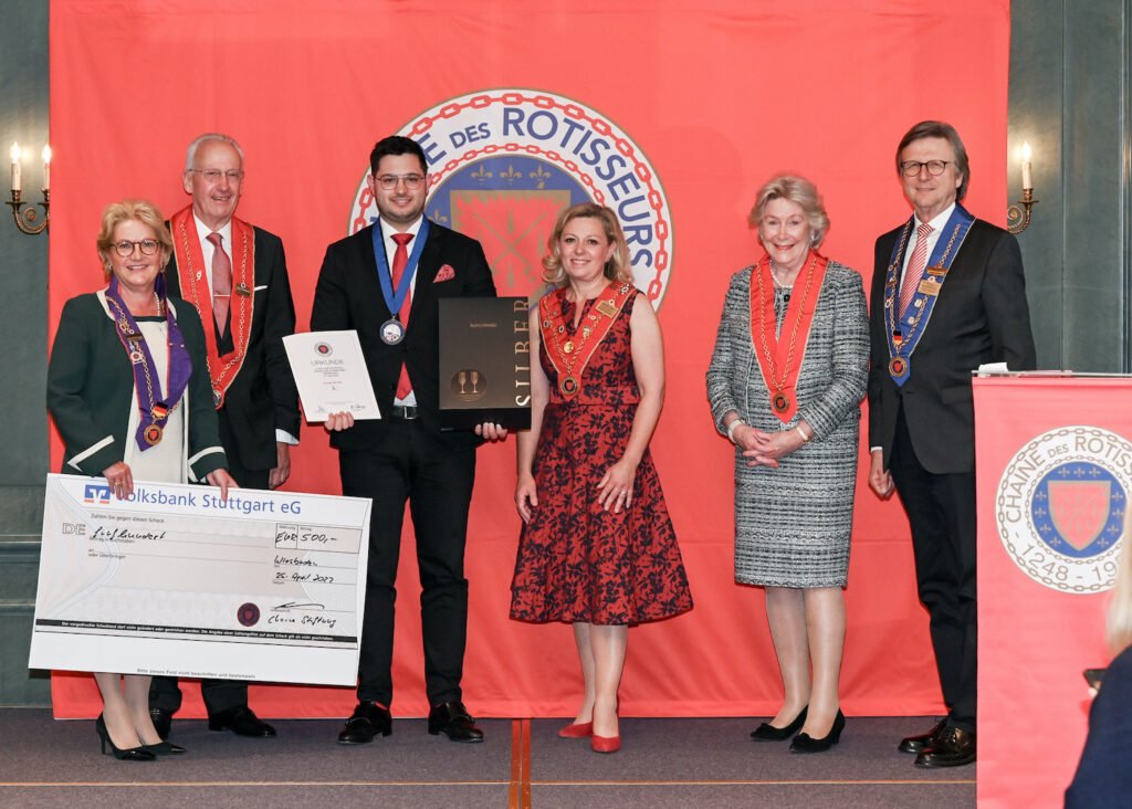 Six formal awardees at Söl’ring Hof, Sylt holiday destination.