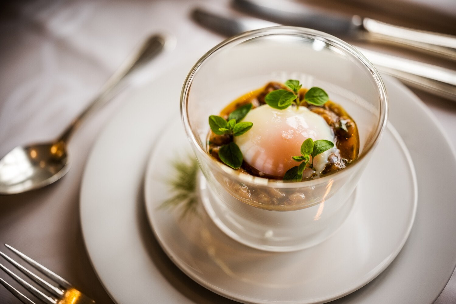 Poached egg dish at the Söl’ring Hof holiday destination, Sylt.