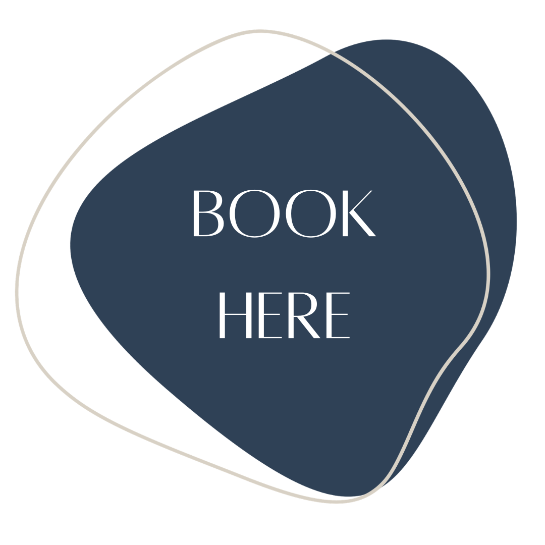 Navy shape with BOOK HERE text, Söl’ring Hof Sylt holiday.