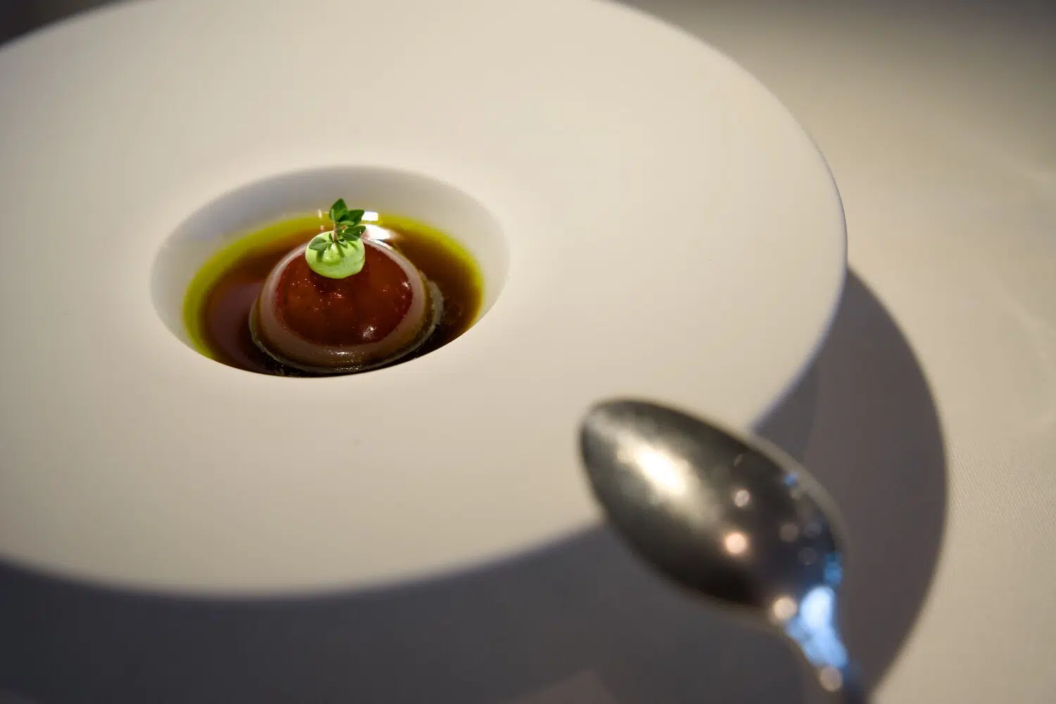 Gourmetgericht im Ferienresort Söl’ring Hof auf Sylt.